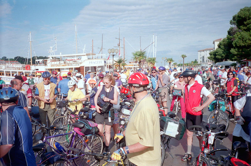 Beginn des istrischen Radfr�hlinhs in Porec
